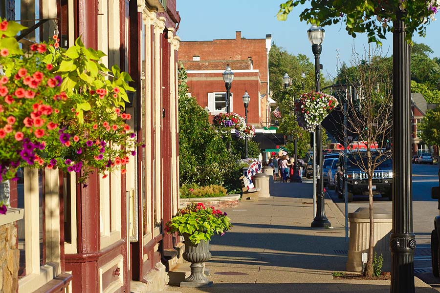 Grove City OH - View Of Colorful Street And Buildings In Grove City Ohio